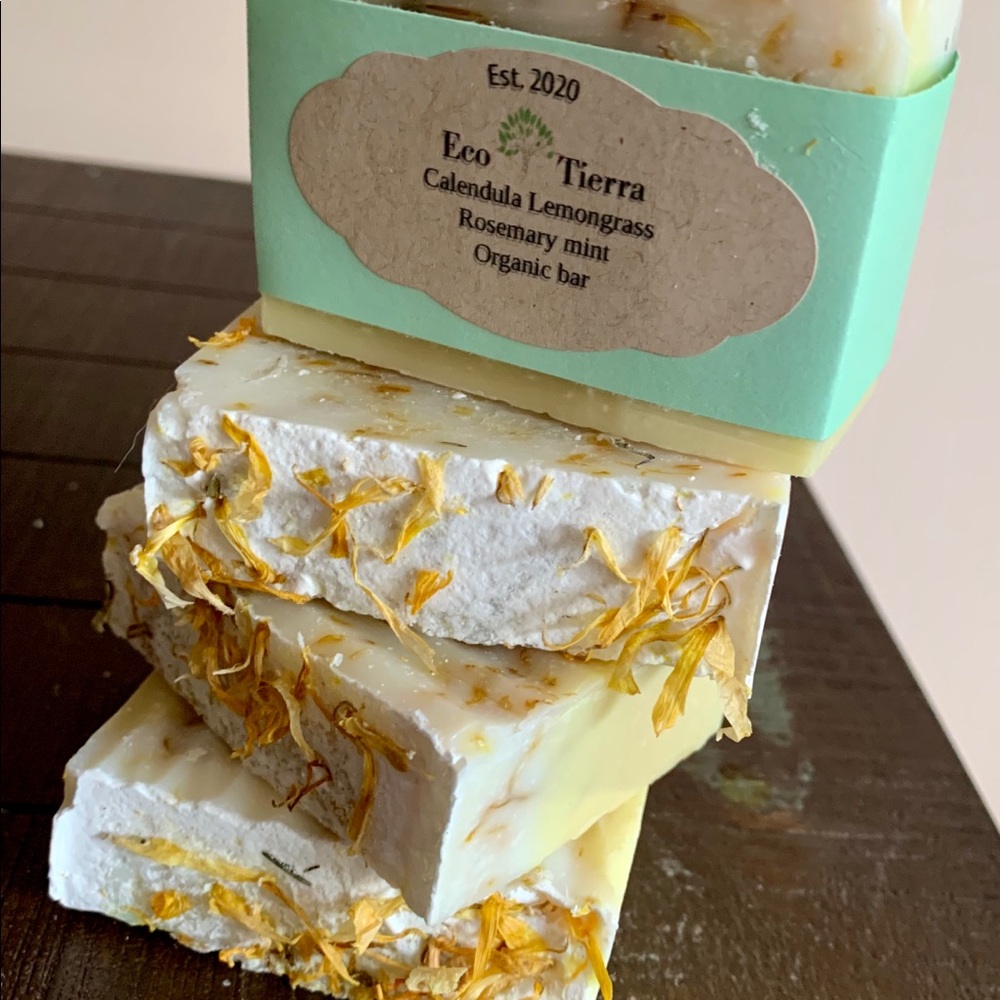 Handmade soap - Picture 3 of 3